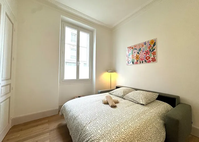 Le Porte De France, 6 Pers, 300 M Gare, Climatisation Apartman